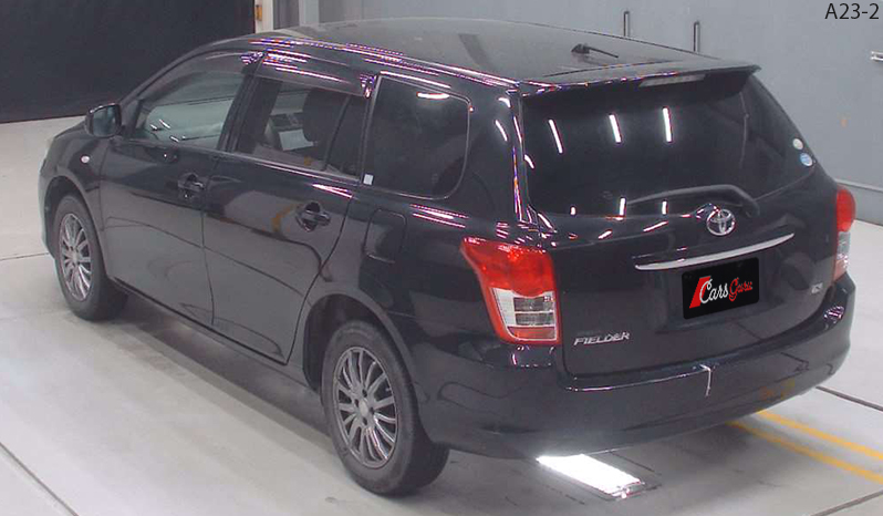 Toyota Corolla Fielder 2010