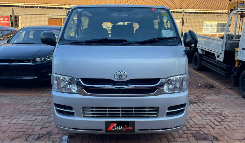 Toyota Hiace 2009