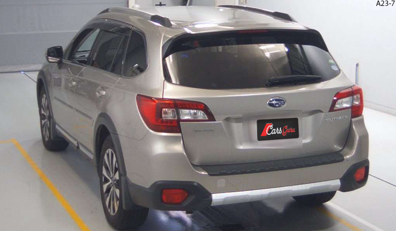 Subaru OUTBACK 2015