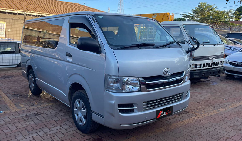 Toyota Hiace 2009