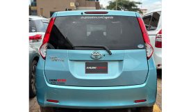 Toyota PASSO SETTE 2010