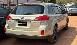 
										Subaru OUTBACK 2010 full									