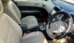 
										Nissan X-TRAIL 2010 full									