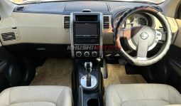 
										Nissan X-TRAIL 2010 full									