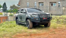 
										Toyota Hilux 2015 full									