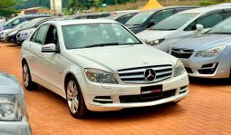 
										Mercedes C200 2010 full									