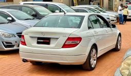 
										Mercedes C200 2010 full									