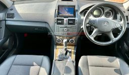 
										Mercedes C200 2010 full									