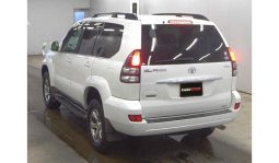 
										Toyota Land Cruiser Prado 2009 full									