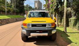 Toyota FJ CRUISER 2011