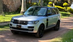 
										Land Rover Range Rover Vogue 2015 full									