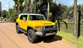 Toyota FJ CRUISER 2011