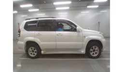 
										Toyota Land Cruiser Prado 2009 full									