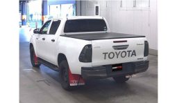 
										Toyota Hilux 2018 full									