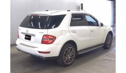 
										Mercedes ML350 2011 full									