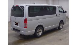 Toyota Hiace 2010