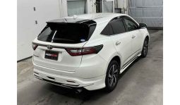 
										Toyota Harrier 2017 full									