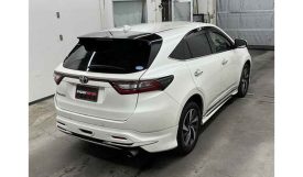 Toyota Harrier 2017