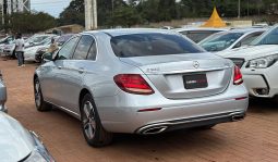 
										Mercedes E200 2017 full									