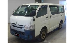 
										Toyota Hiace 2015 full									