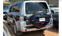 
										Mitsubishi Pajero 2011 full									