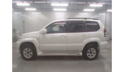 
										Toyota Land Cruiser Prado 2009 full									