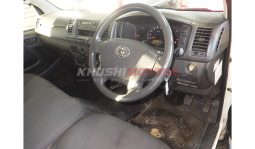 
										Toyota Hiace 2015 full									