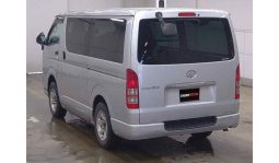 
										Toyota Hiace 2010 full									