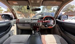 
										Toyota Hilux Surf 2009 full									