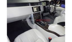 
										Land Rover Range Rover Vogue 2015 full									