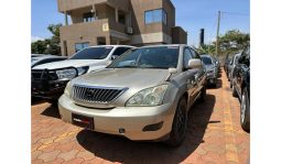 
										Toyota Harrier 2011 full									