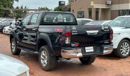 
										Toyota Hilux 2018 full									