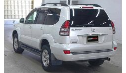 
										Toyota Land Cruiser Prado 2009 full									