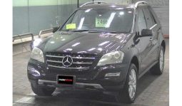 
										Mercedes ML350 2011 full									