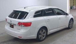 
										Toyota Avensis Wagon 2015 full									