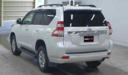 
										Toyota Land Cruiser Prado 2015 full									