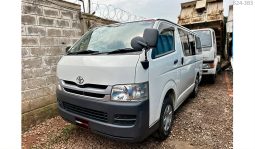 
										Toyota Hiace 2011 full									