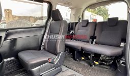 
										Toyota VOXY 2015 full									