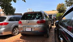 
										Volks Wagon Tiguan 2015 full									