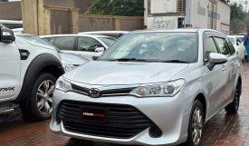 Toyota Corolla Fielder 2015