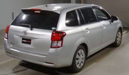 
										Toyota Corolla Fielder 2015 full									