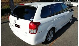 Toyota Corolla Fielder 2015