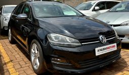 
										Volkswagen Golf Variant 2015 full									