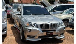 
										BMW X3 2011 full									