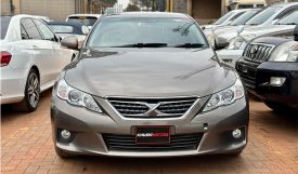 Toyota Mark X 2011