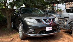 
										Nissan X-TRAIL 2015 full									