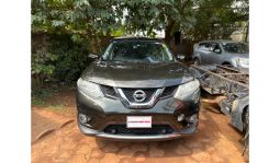 Nissan X-TRAIL 2015