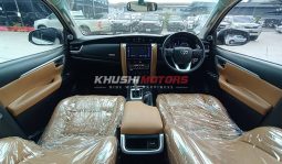 
										Toyota Fortuner 2015 full									