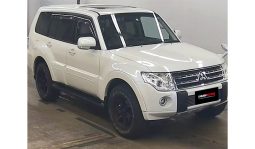 Mitsubishi Pajero 2011