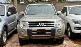 Mitsubishi Pajero 2011